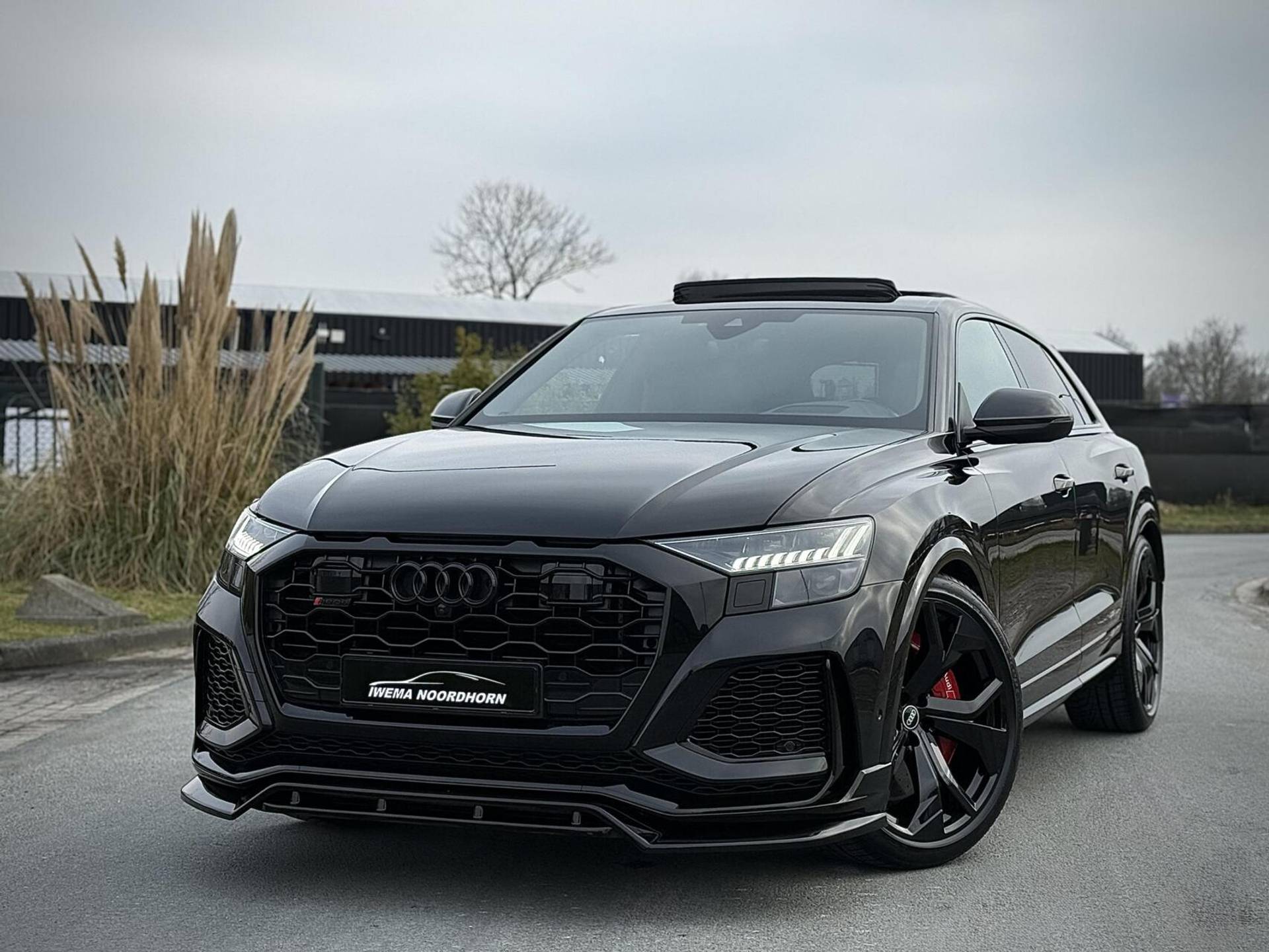 Audi RSQ8