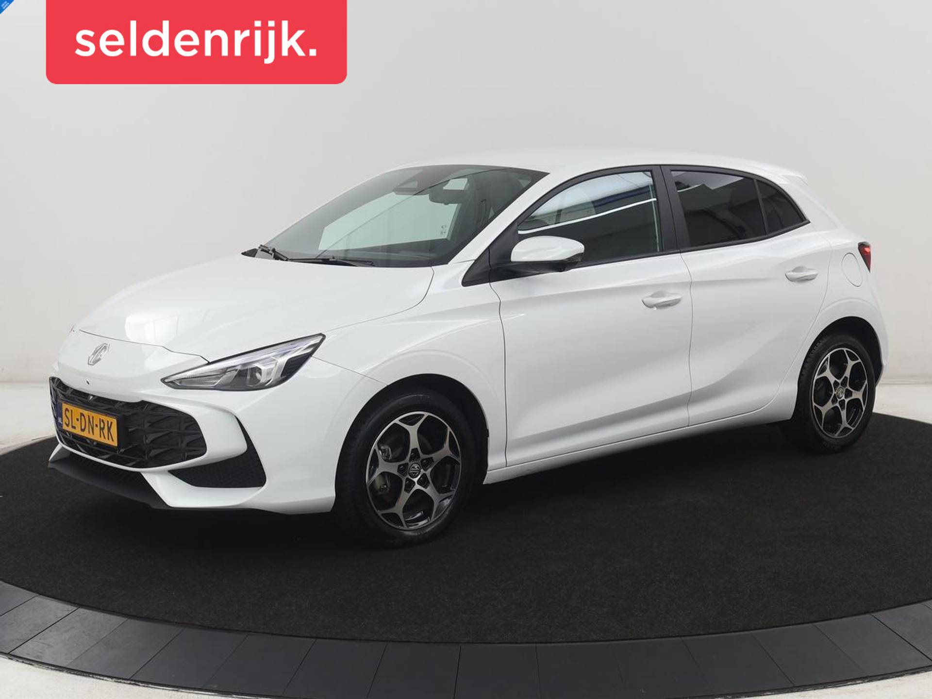 MG MG3