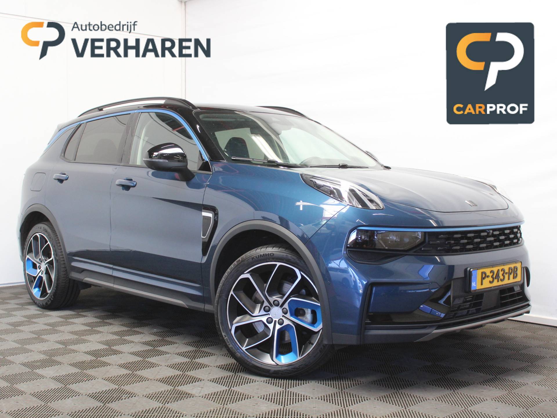 Lynk en Co 01
