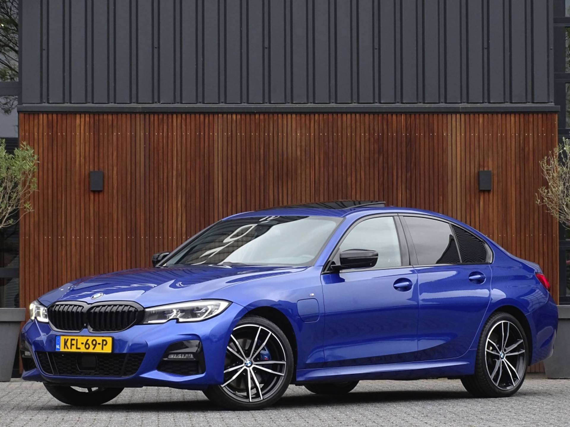 BMW 3 Serie - Afbeelding 1