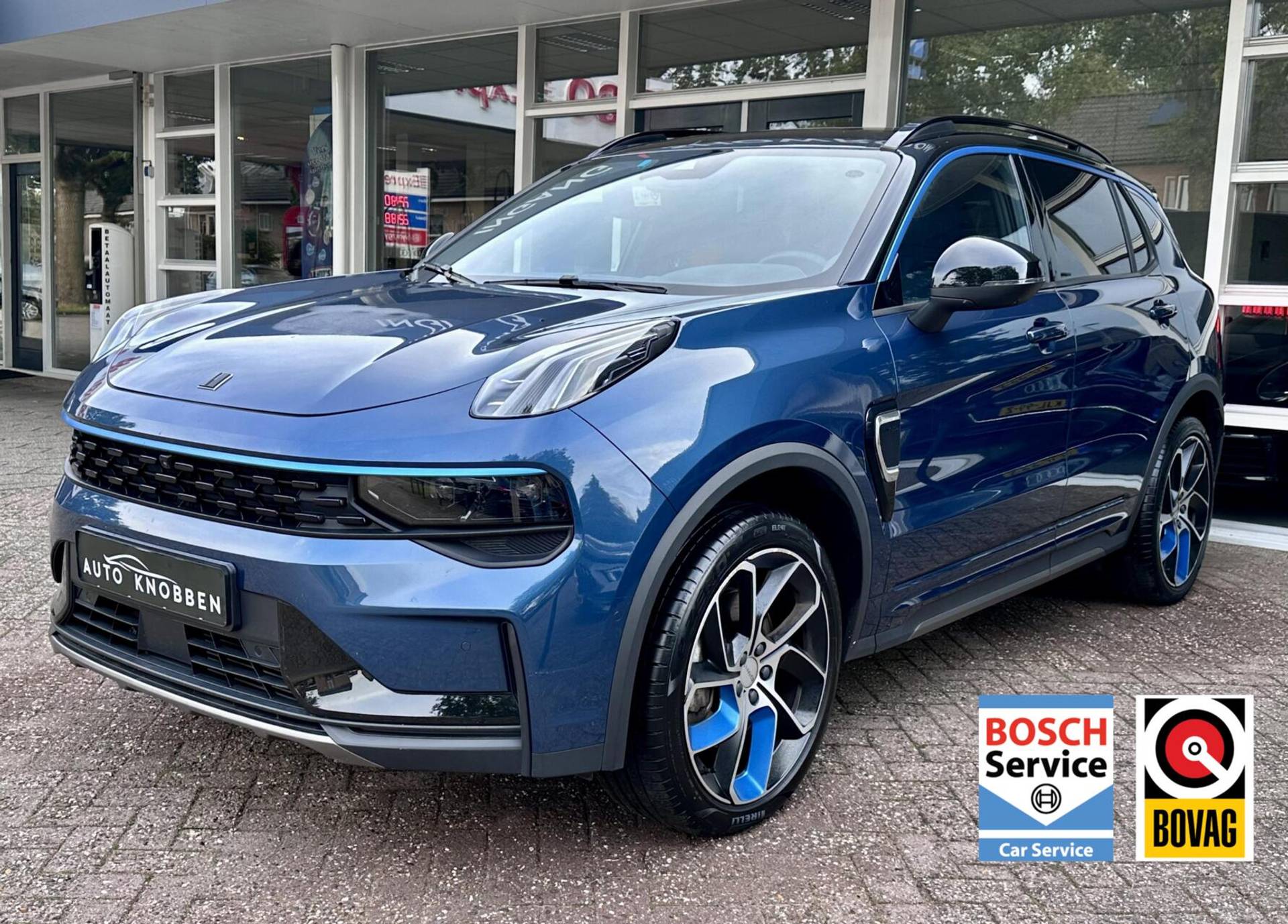 Lynk en Co 01