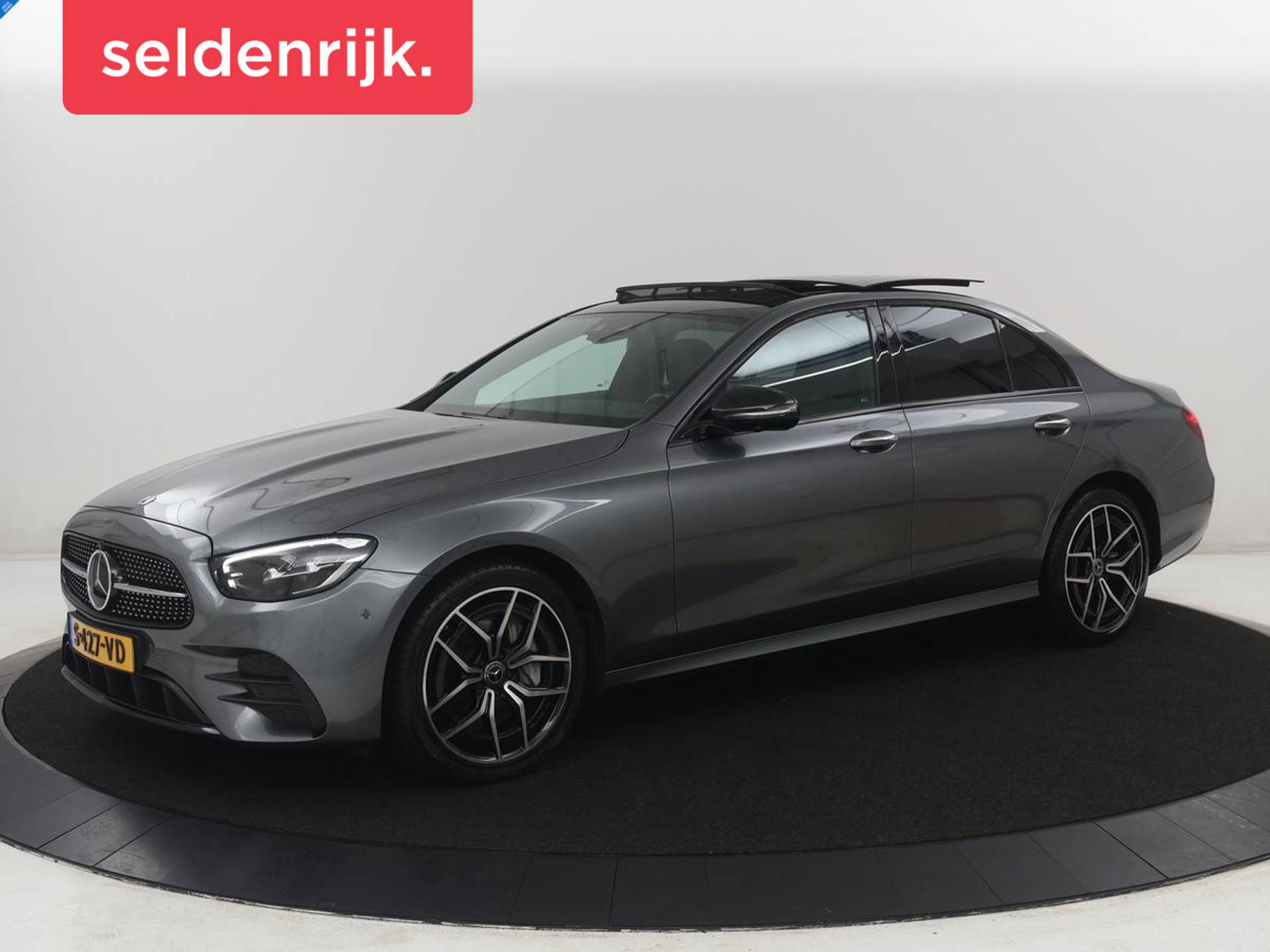Mercedes-Benz E-Klasse - Afbeelding 1