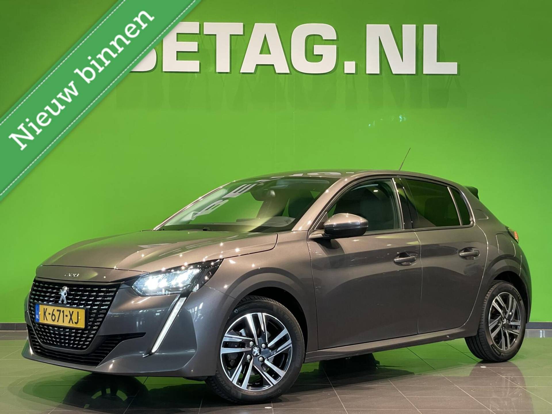 Peugeot 208