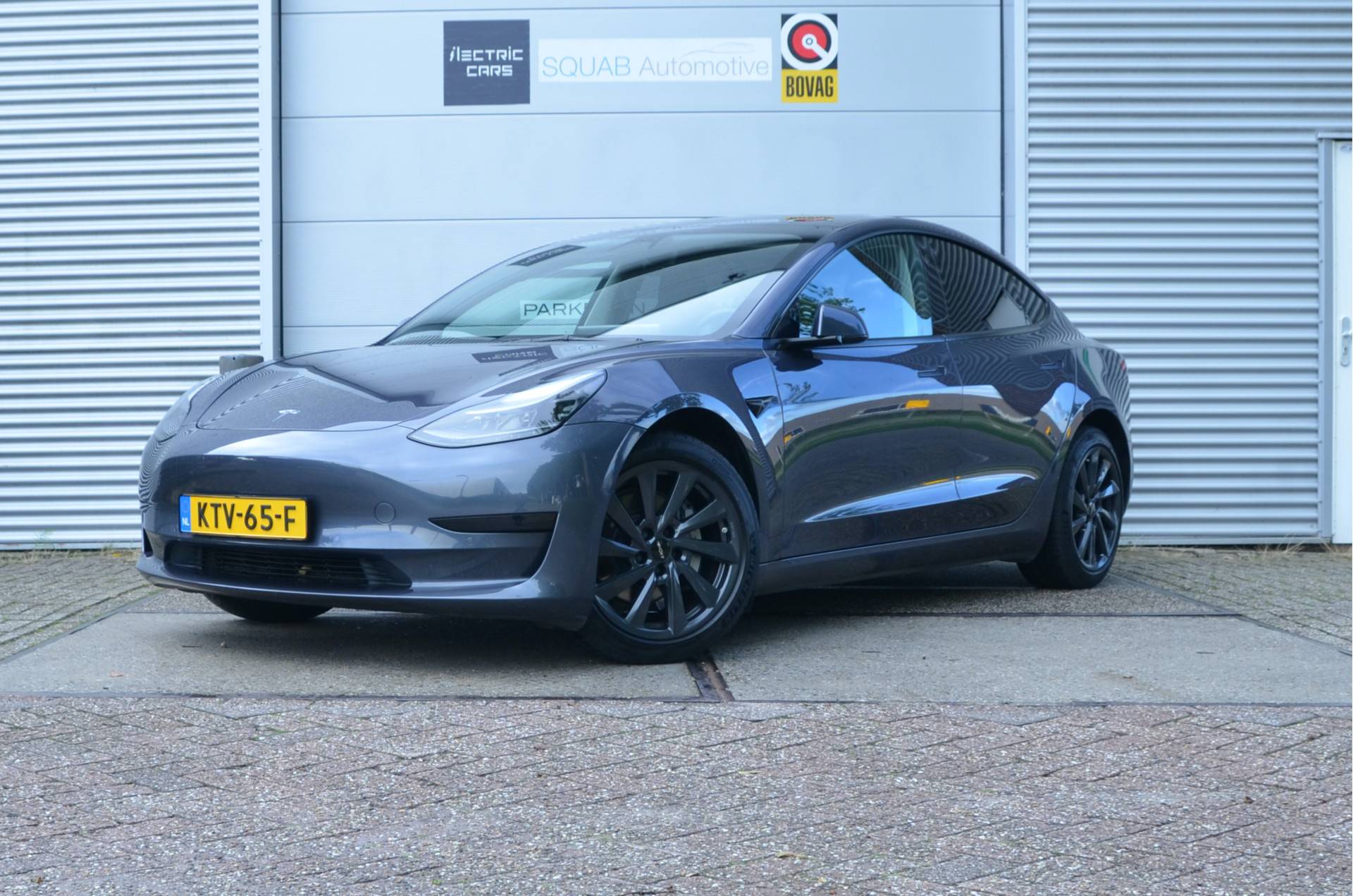 Tesla Model 3 - Afbeelding 1
