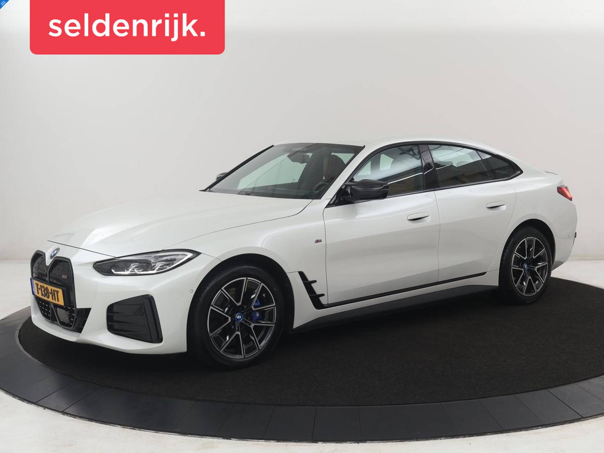 BMW i4 - Afbeelding 1