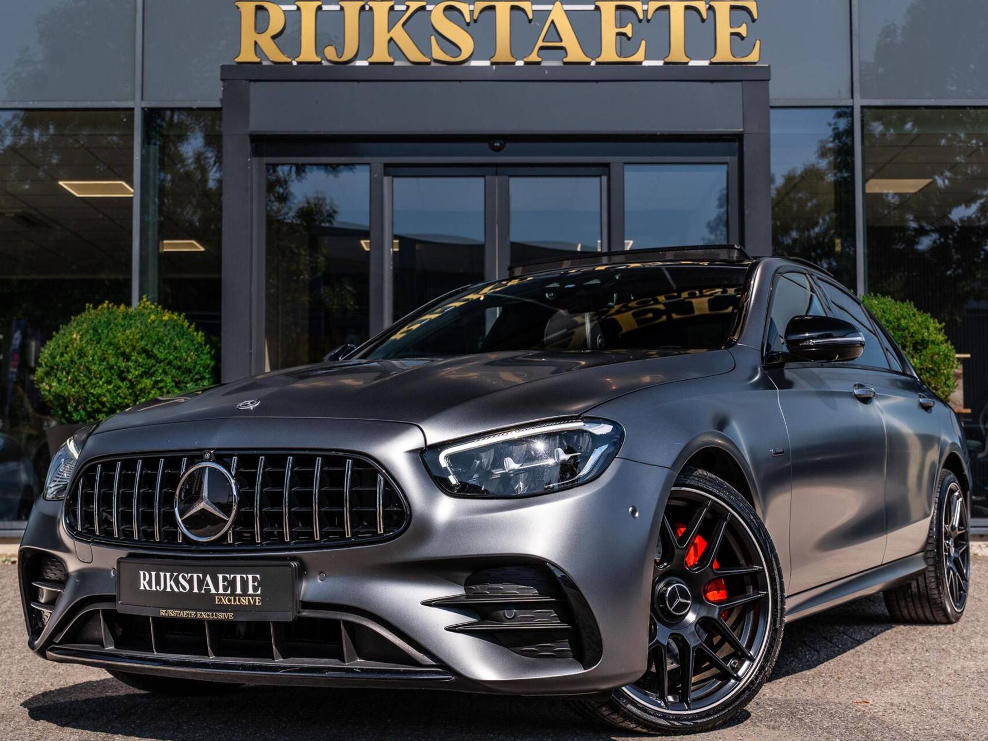 Mercedes-Benz E-Klasse - Afbeelding 1