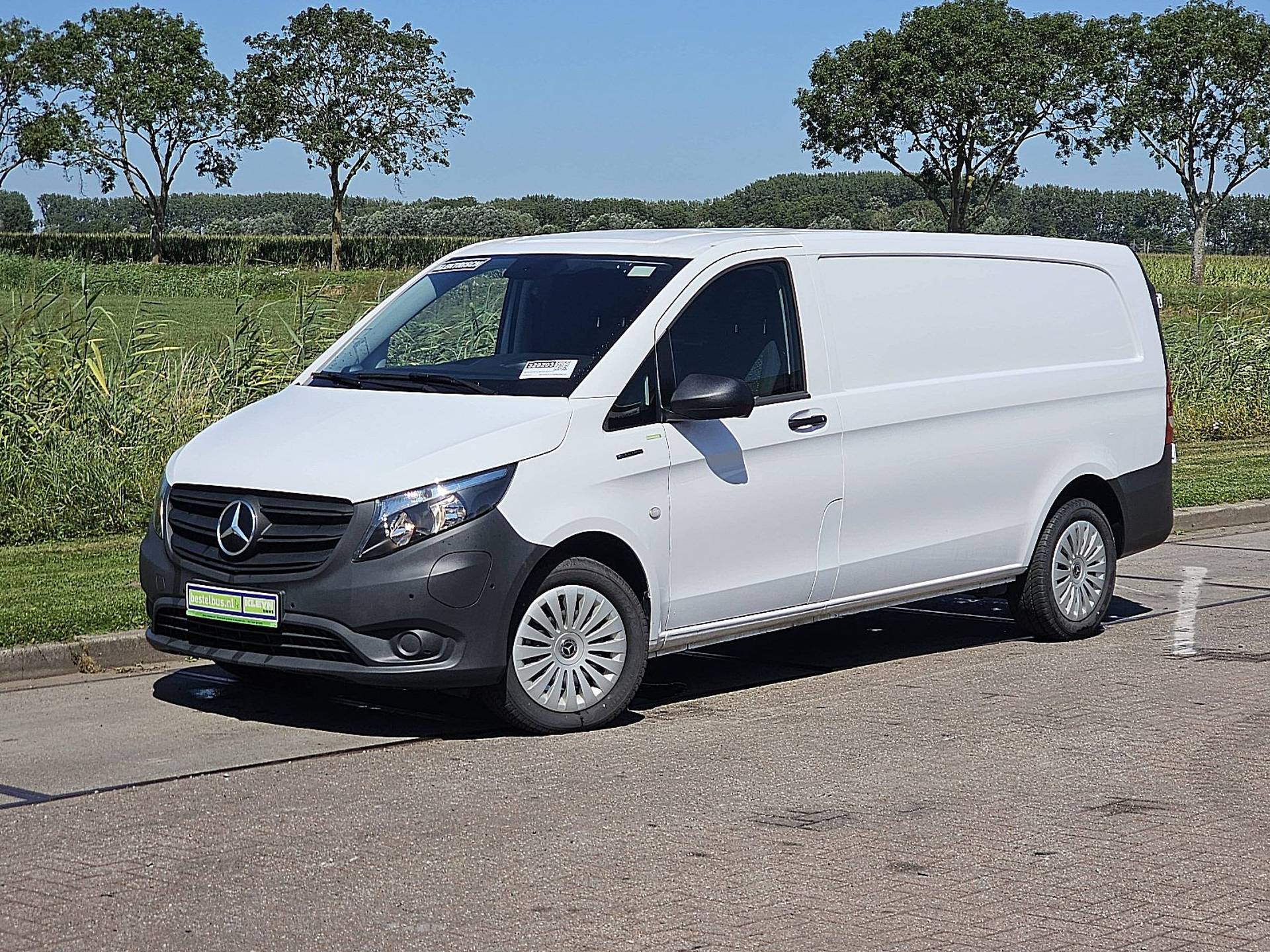 Mercedes-Benz eVito