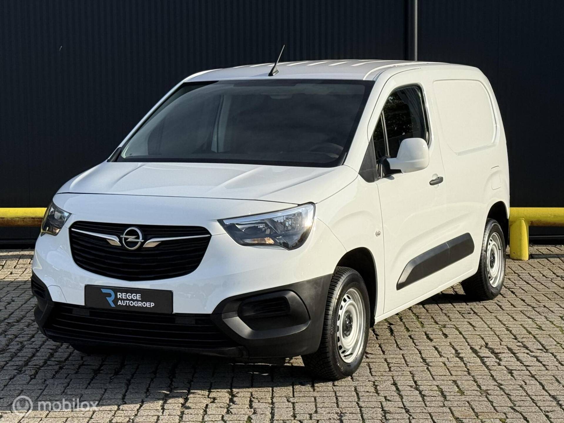 Opel Combo - Afbeelding 1