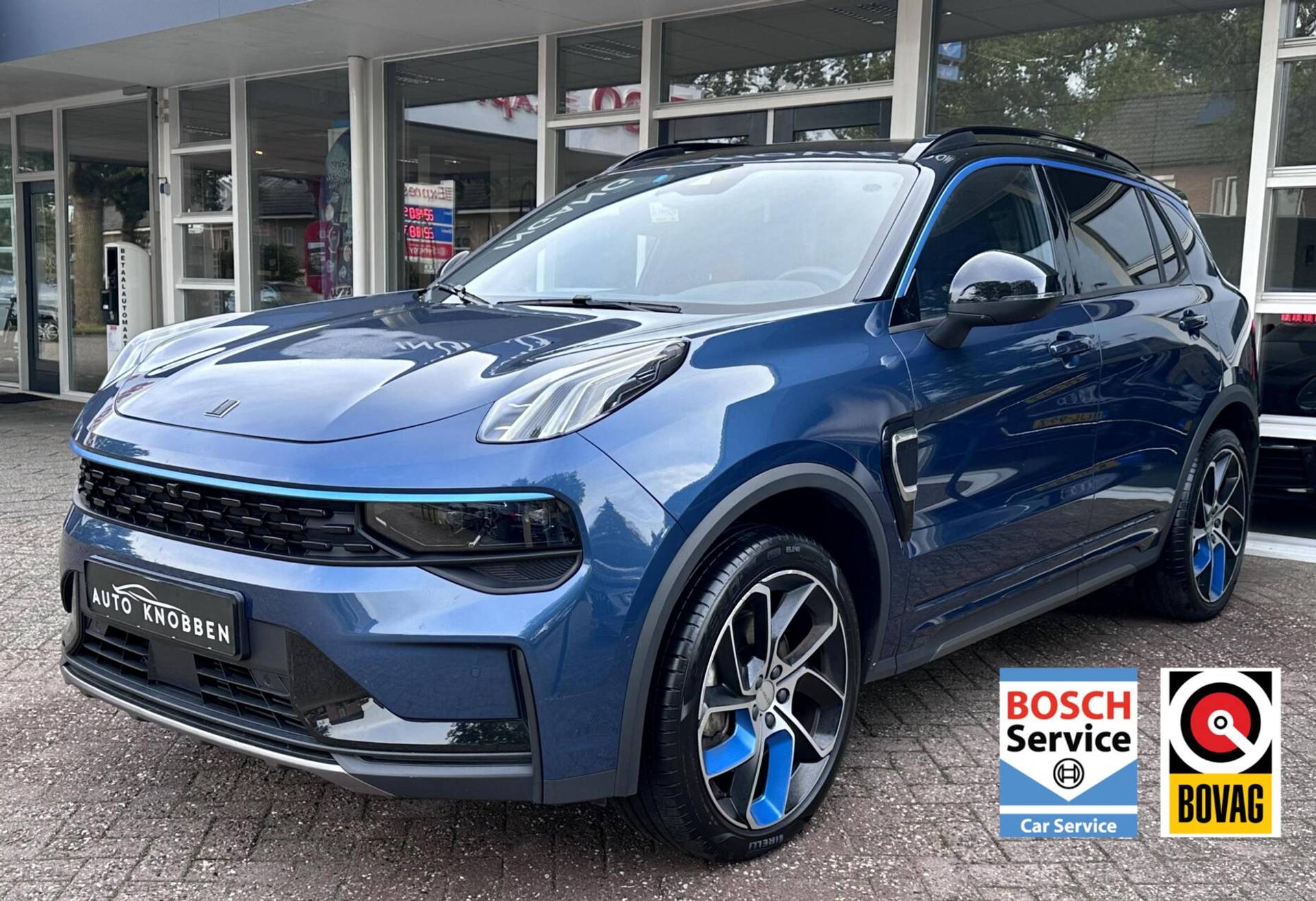 Lynk en Co 01