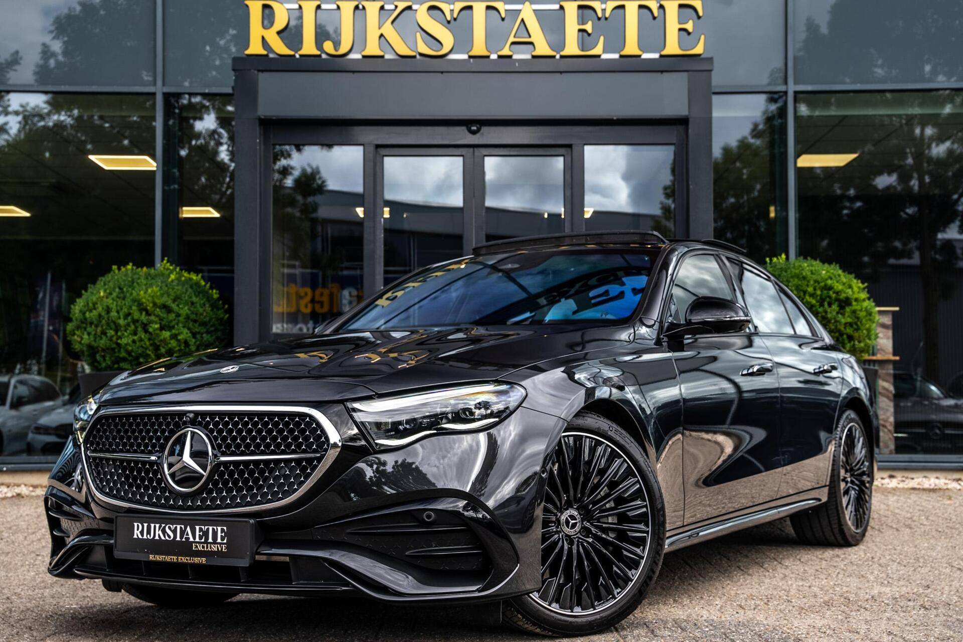 Mercedes-Benz E-Klasse - Afbeelding 1