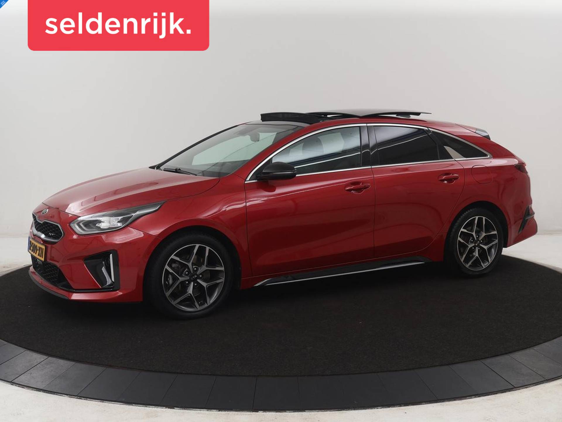 Kia ProCeed