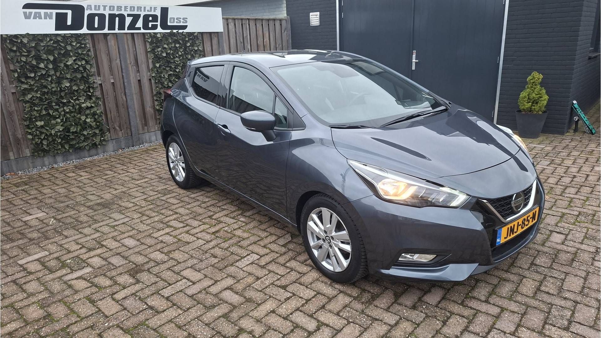 Nissan Micra