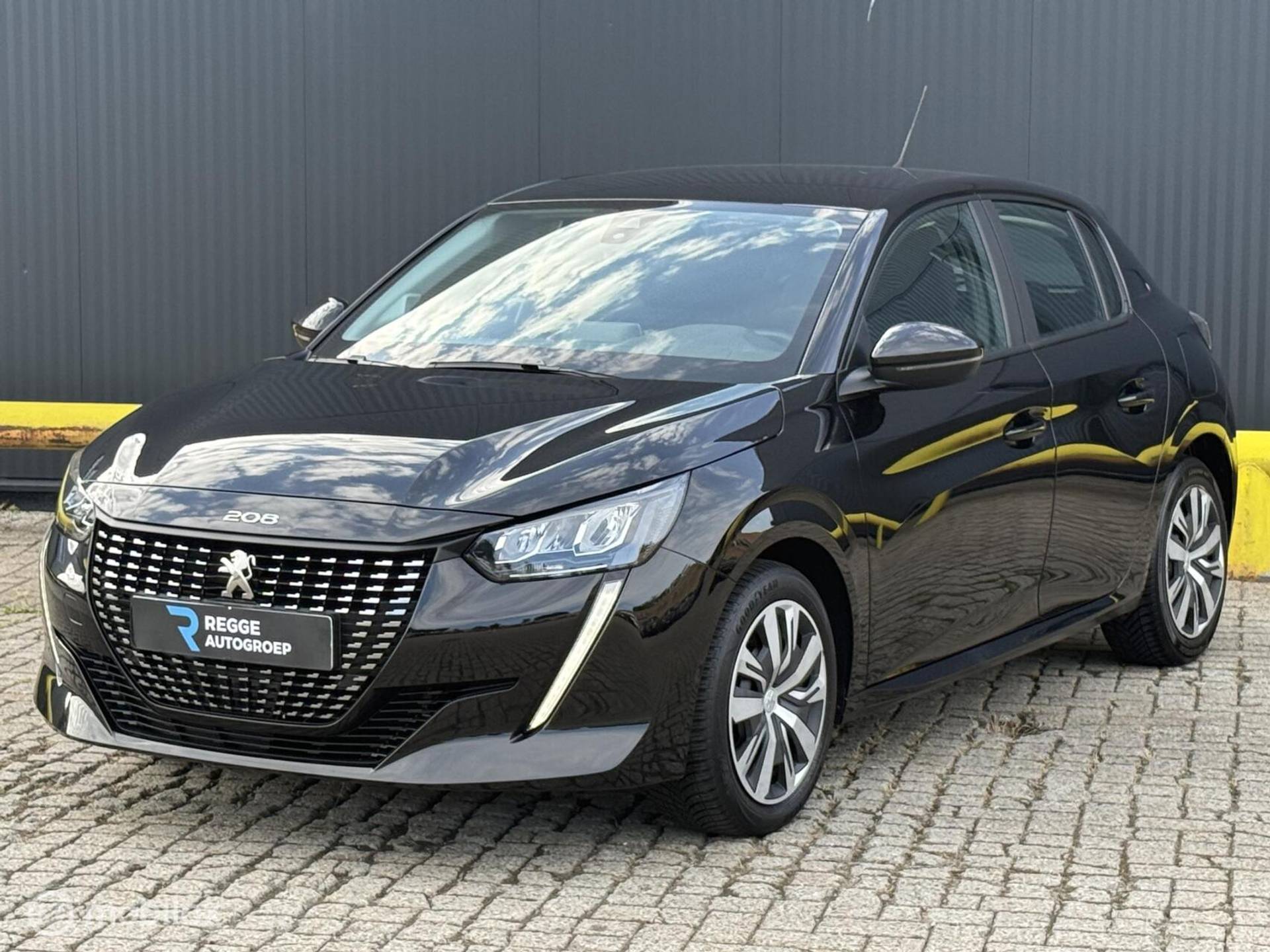 Peugeot 208 - Afbeelding 1