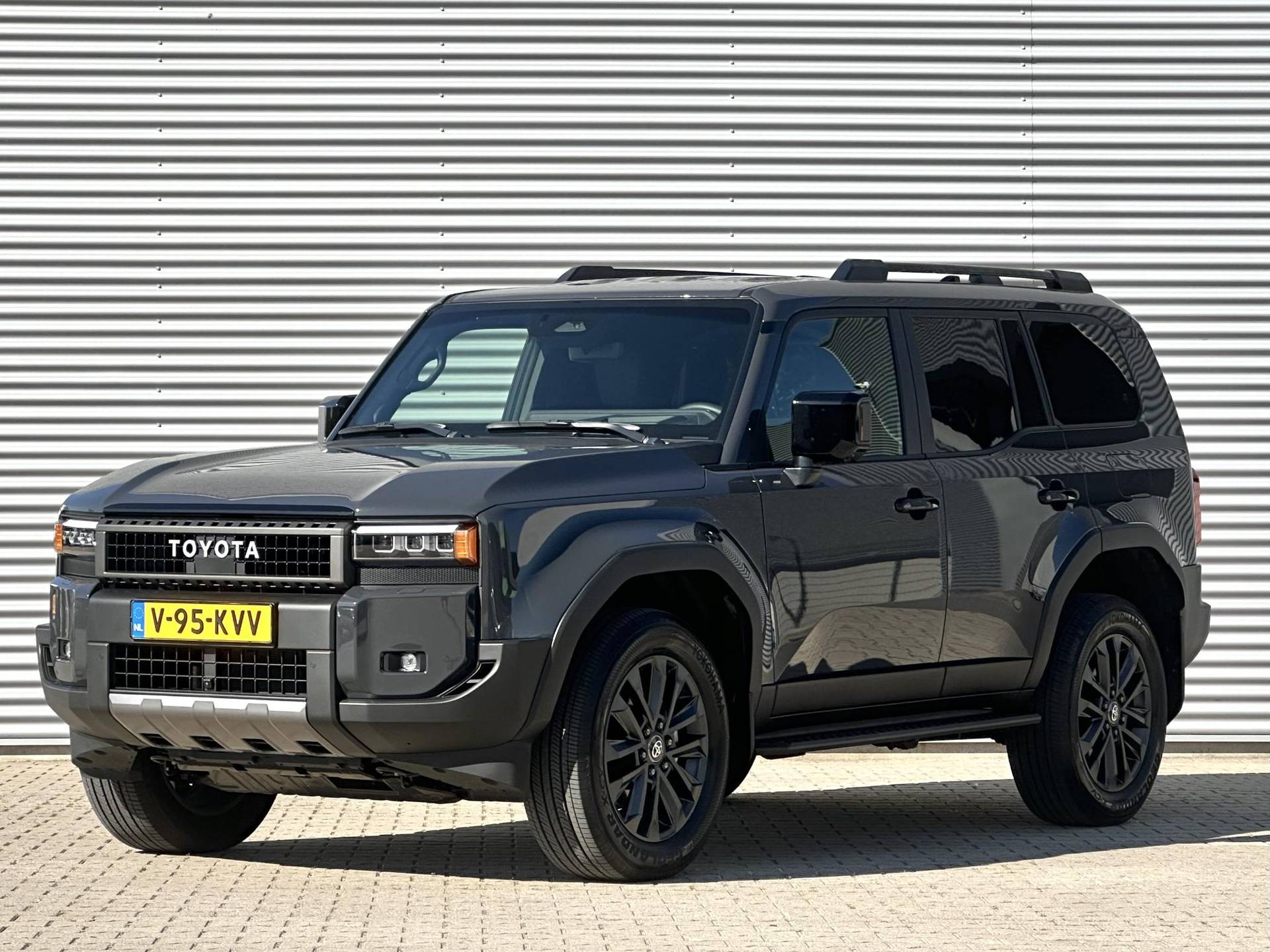 Toyota Land Cruiser - Afbeelding 1