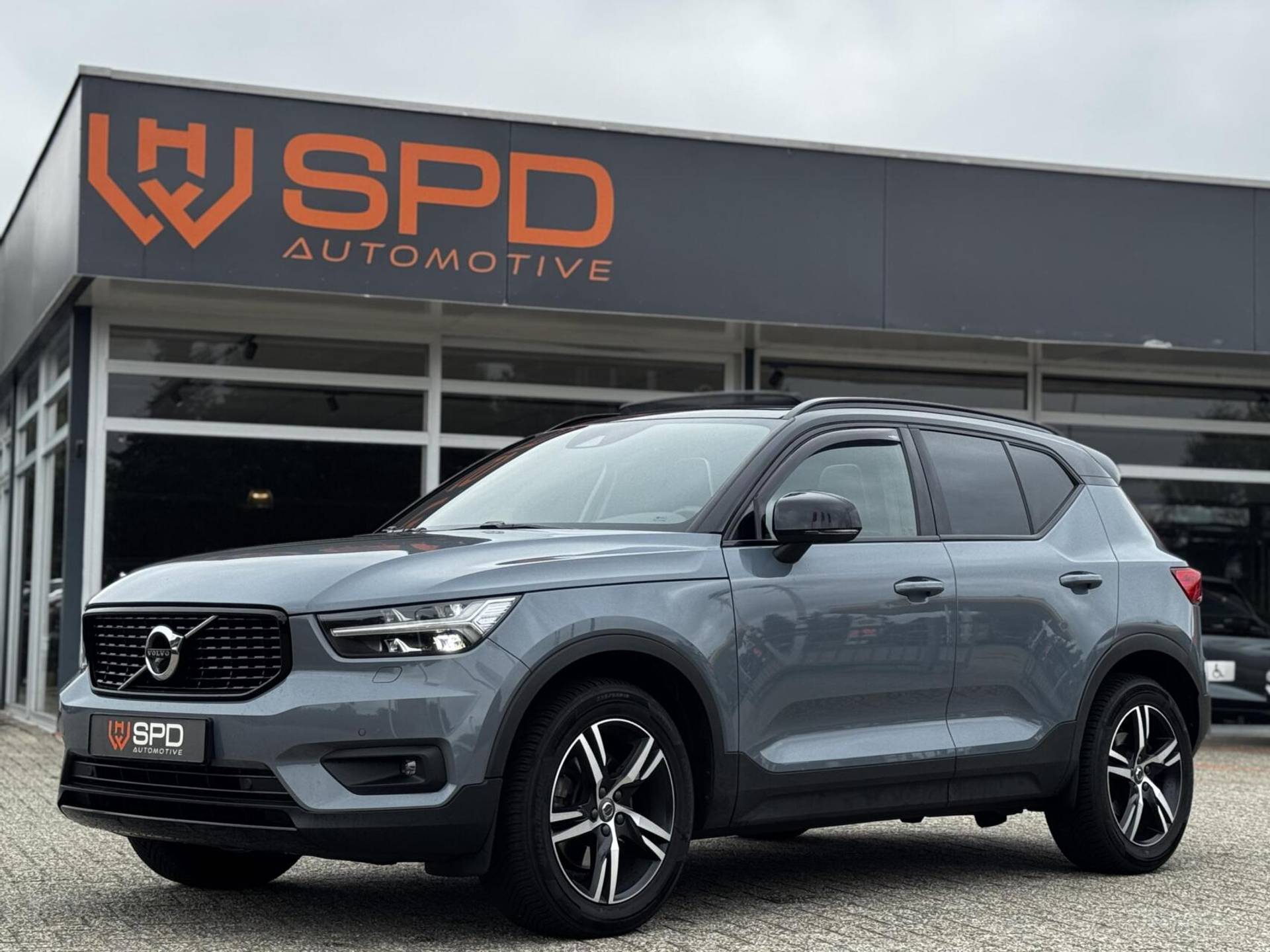 Volvo XC40