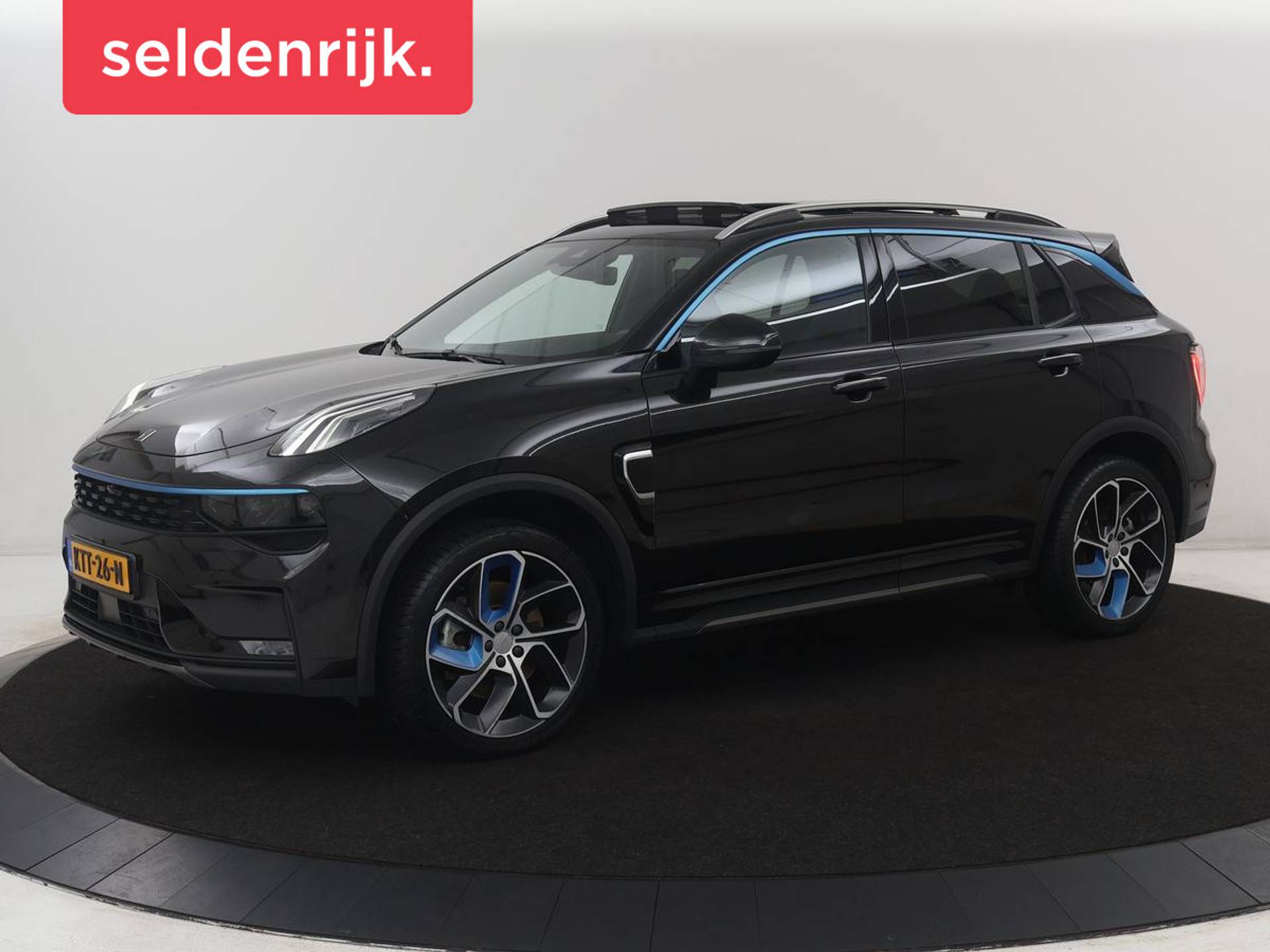 Lynk en Co 01