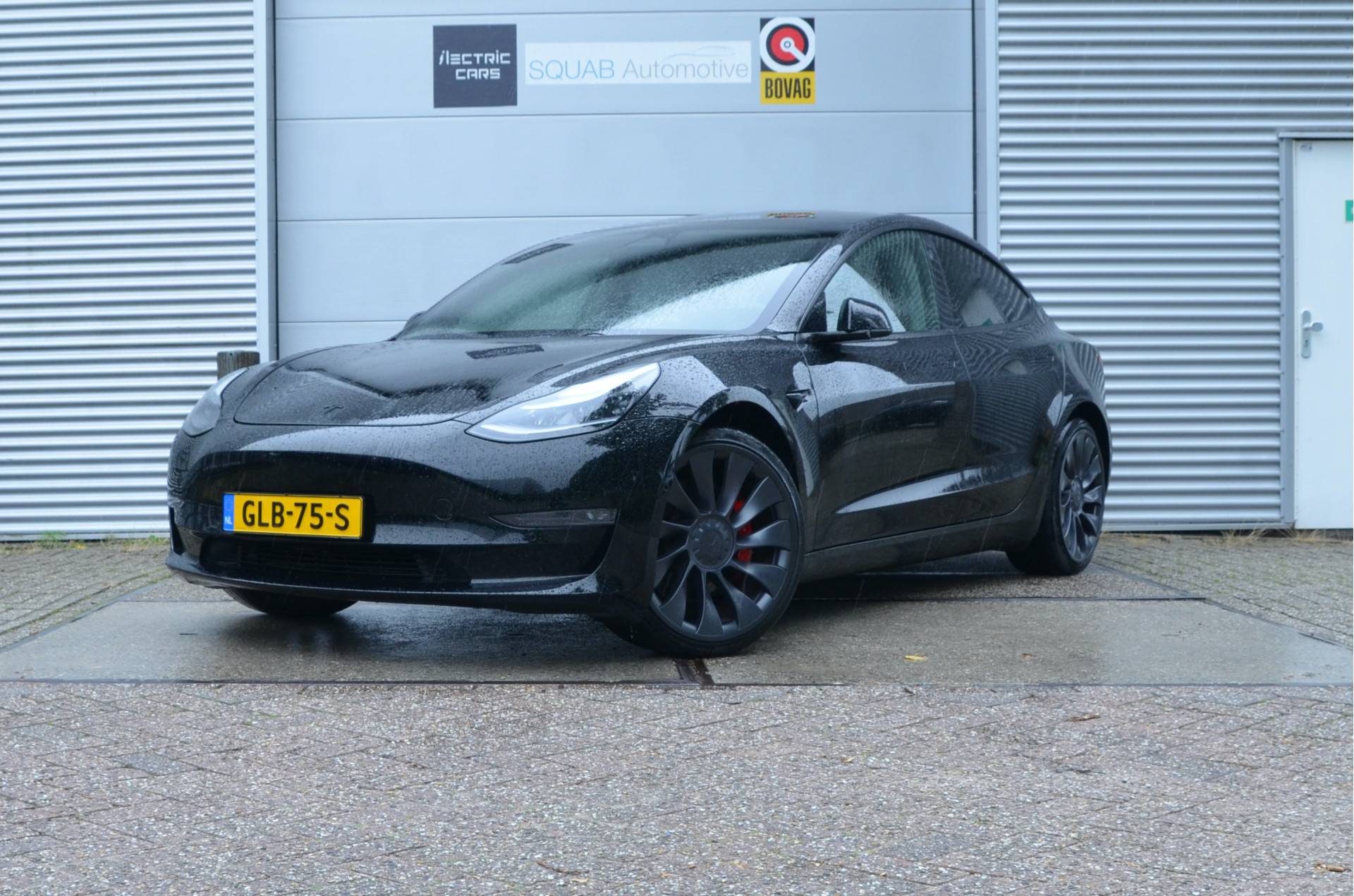 Tesla Model 3 - Afbeelding 1