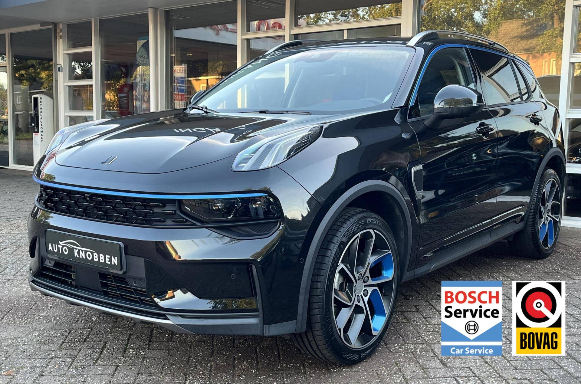 Lynk en Co 01