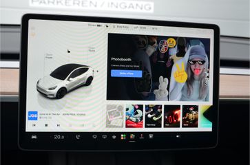 Thumbnail 28