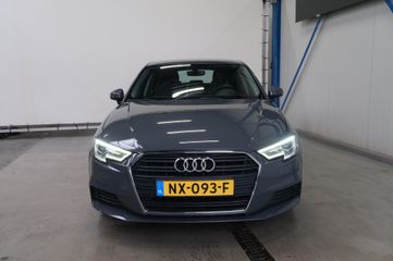 Voertuigafbeelding 2