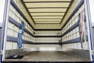 Voertuigafbeelding 8