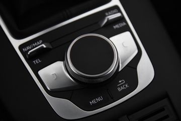 Voertuigafbeelding 19