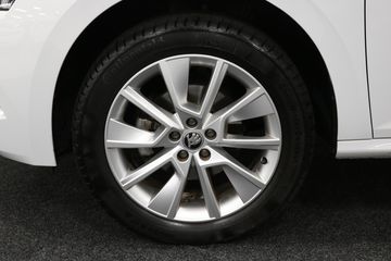 Voertuigafbeelding 5