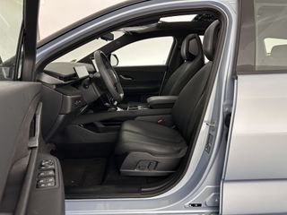 Voertuigafbeelding 8