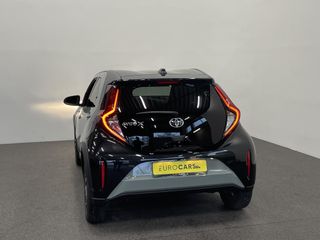 Voertuigafbeelding 16