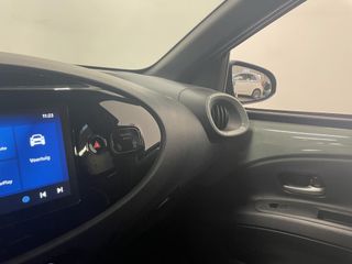 Voertuigafbeelding 21