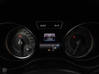 Voertuigafbeelding 14