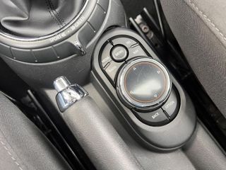 Voertuigafbeelding 35