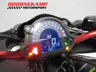 Voertuigafbeelding 6