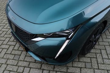 Voertuigafbeelding 6