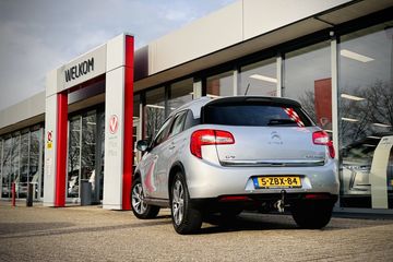 Voertuigafbeelding 7