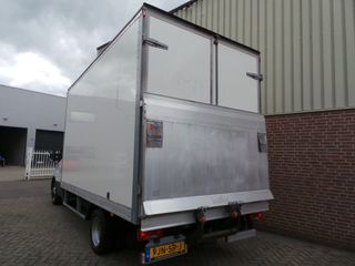 Voertuigafbeelding 2