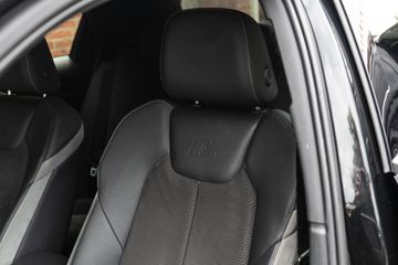 Voertuigafbeelding 9