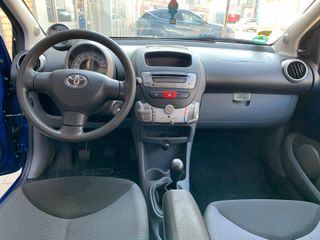 Voertuigafbeelding 2