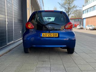 Voertuigafbeelding 5