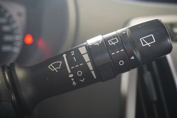 Voertuigafbeelding 16