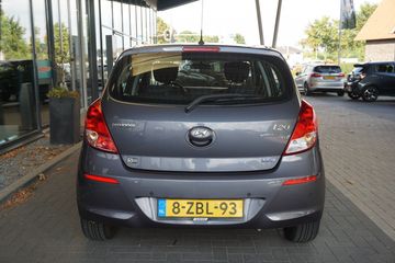 Voertuigafbeelding 3