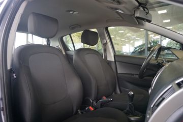 Voertuigafbeelding 5