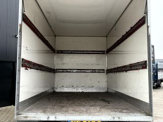 Voertuigafbeelding 12