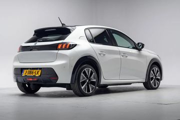 Voertuigafbeelding 13