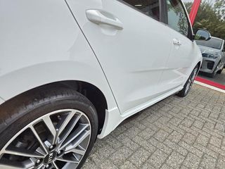 Voertuigafbeelding 32