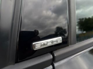 Voertuigafbeelding 19