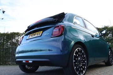 Voertuigafbeelding 12