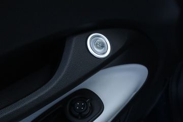 Voertuigafbeelding 35