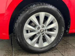 Voertuigafbeelding 3