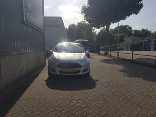 Voertuigafbeelding 3